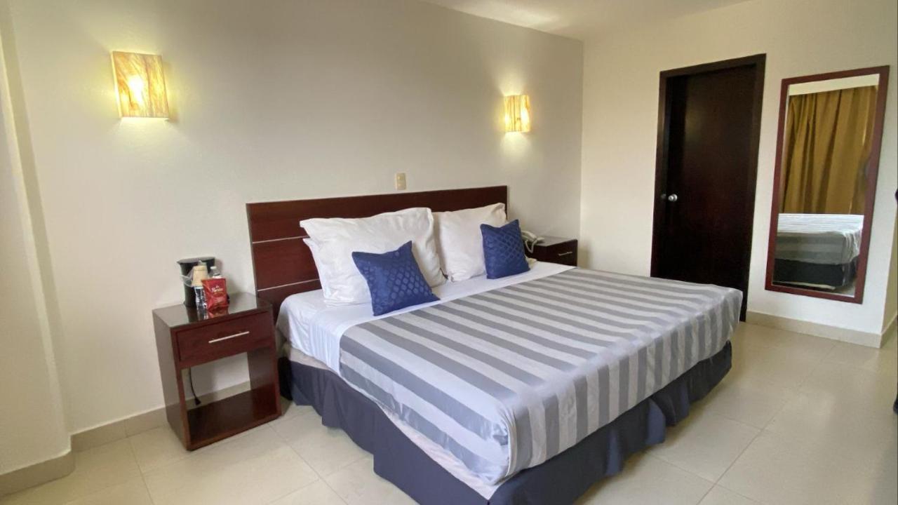 May Palace Hotel Tuxpan  Exterior photo