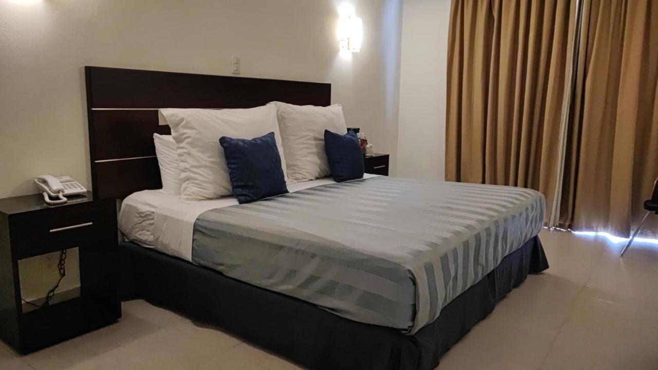 May Palace Hotel Tuxpan  Exterior photo